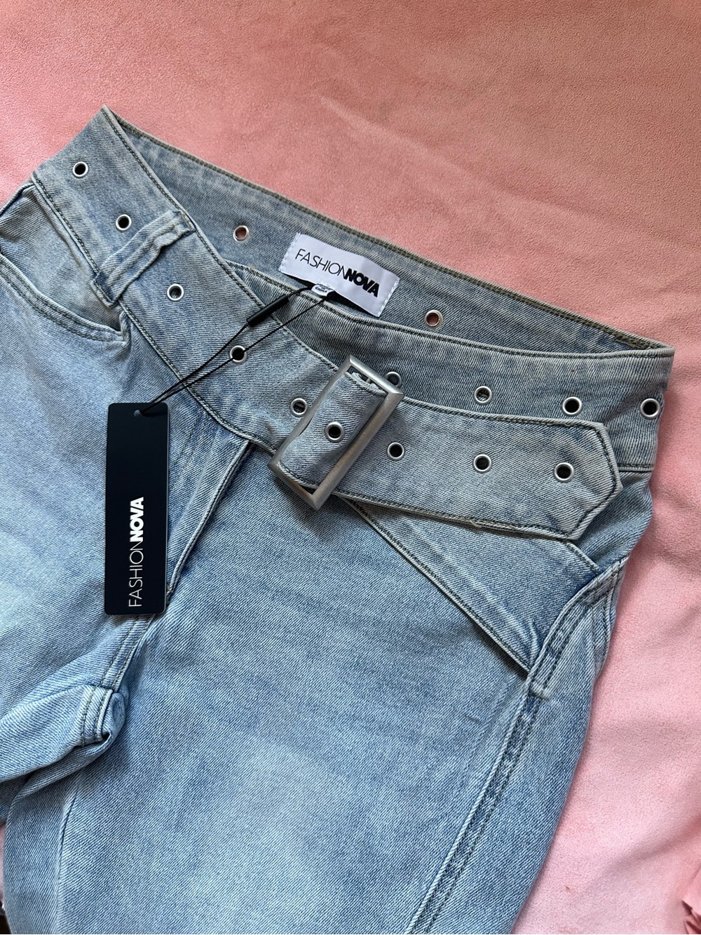 Size 7 Fashion Nova Jeans